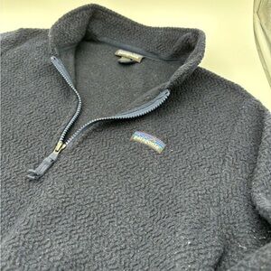 Patagonia women’s pullover sz large blue‎